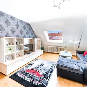 Mitten Im Herzen Von / Familienfreundlich / 80m² Apartment