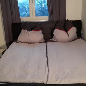 berlin-schonefeld-grune-wohnung.find-berlin-hotels.com/